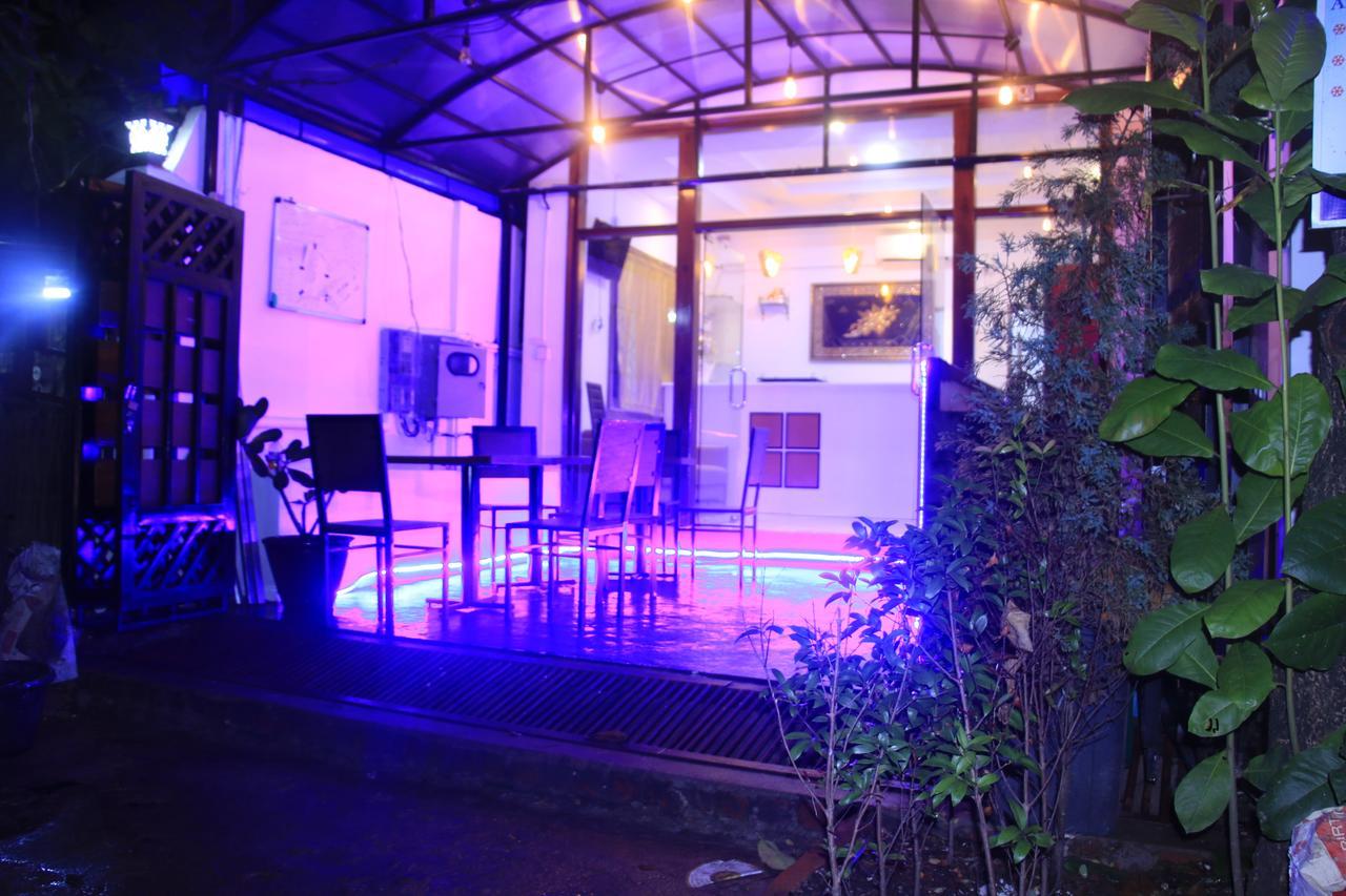 The Lodge Yangon Poshtel Luaran gambar