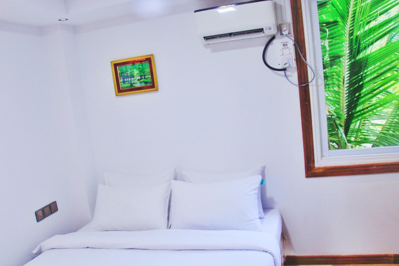 The Lodge Yangon Poshtel Luaran gambar