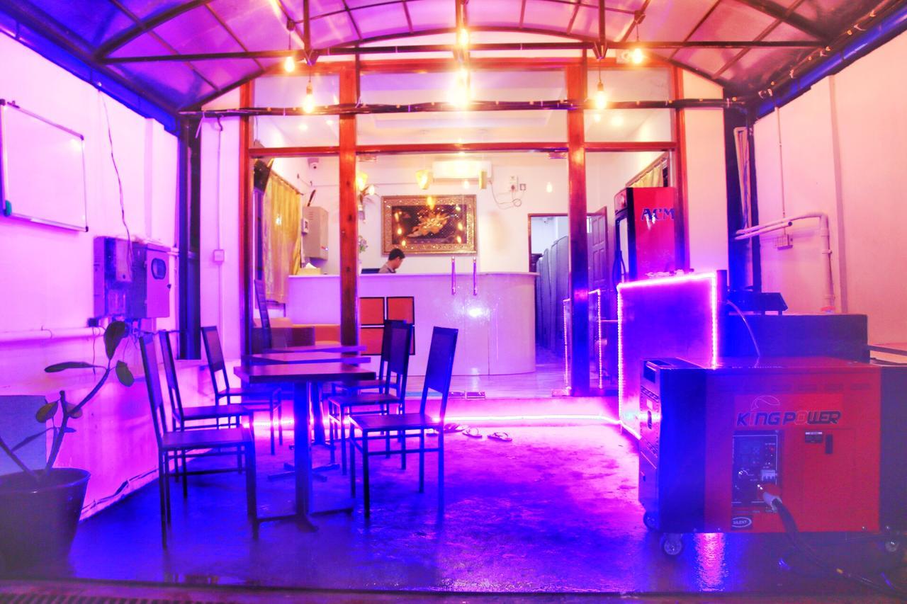 The Lodge Yangon Poshtel Luaran gambar