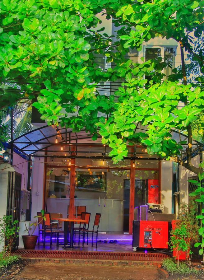 The Lodge Yangon Poshtel Luaran gambar